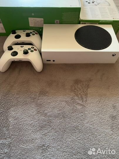 Xbox series s 2 геймпада, гарантия