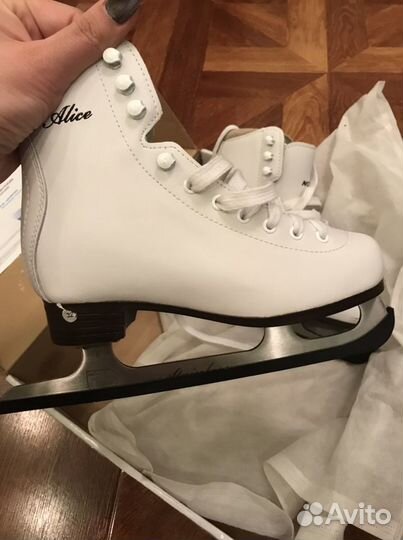 Коньки фигурные детские