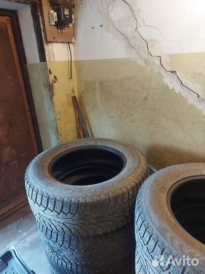 Nokian Tyres Hakkapeliitta 5 235/65 R17 108T