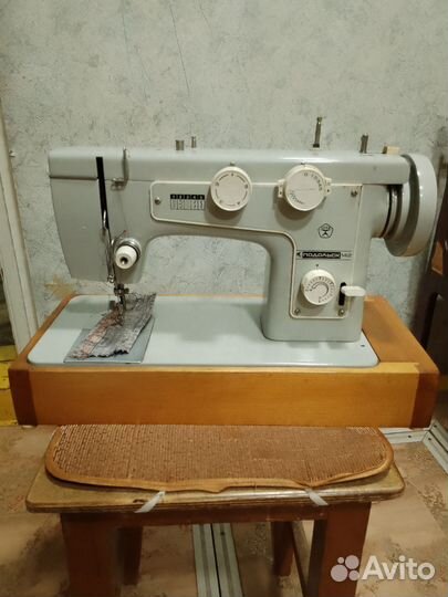 Швейная машина Подольск 142