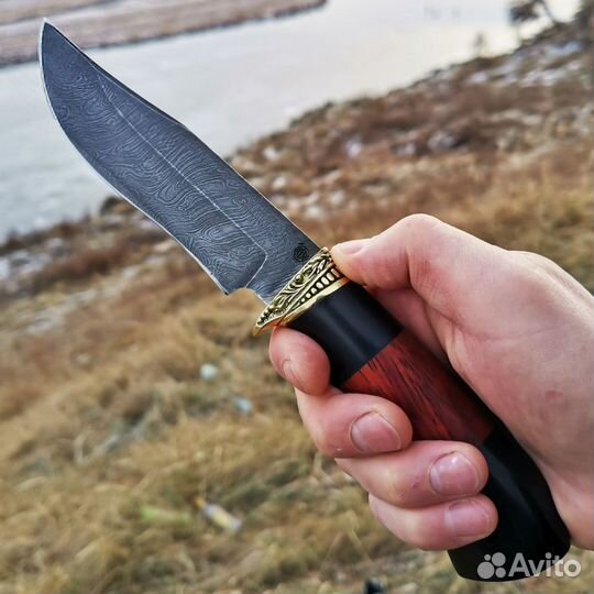 Нож Гюрза из дамасской стали