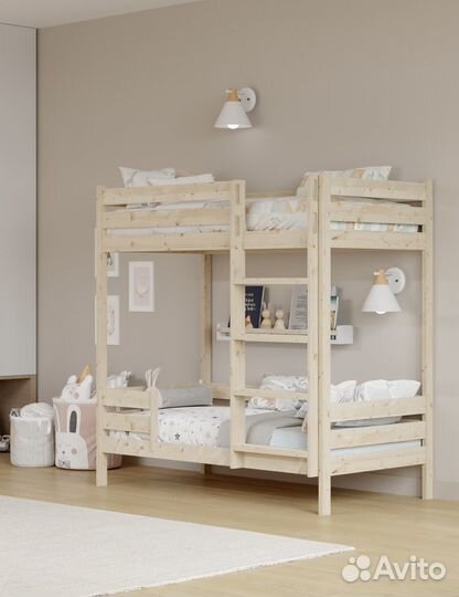 Двухъярусная кровать из массива дерева