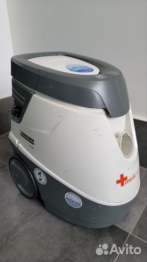 Пылесос Karcher с аквафильтром