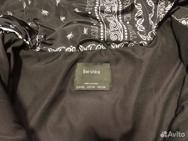 Куртка Bershka