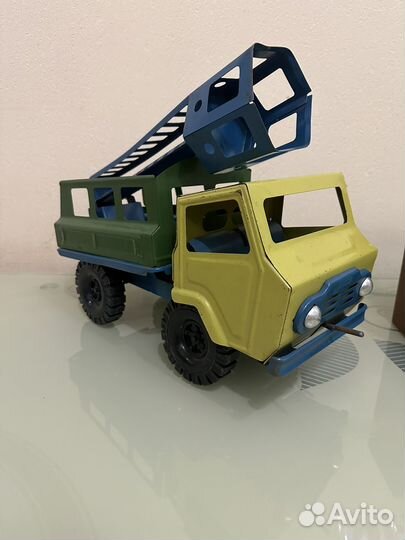 Редкая машинка игрушка из СССР виз