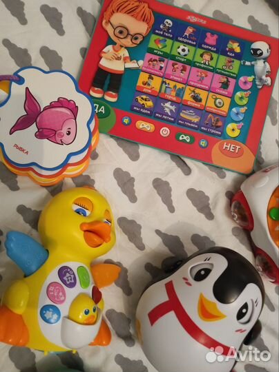 Развивающие игрушки пакетом до года и старше