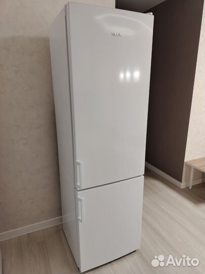 Холодильник Stinol STN-200