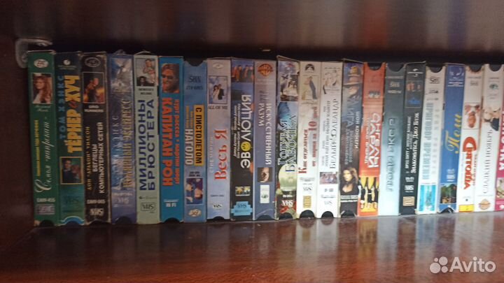 Видеокассеты с фильмами