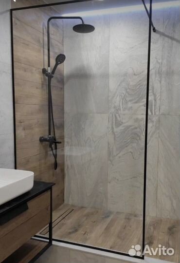 Душевая перегородка из стекла