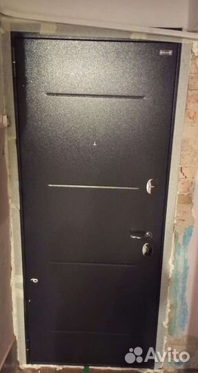 Дверь входная металлическая