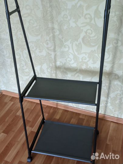 Напольная вешалка