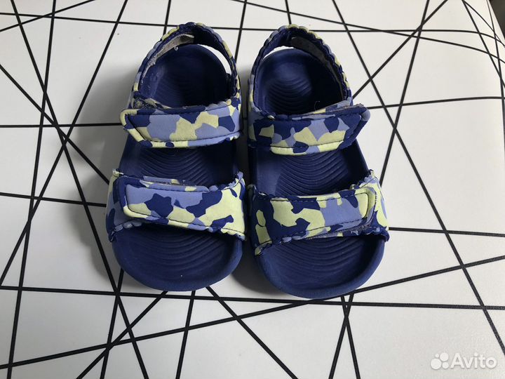 Шлепанцы adidas