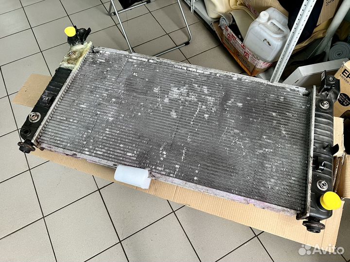 Радиатор охлаждения основной hummer h2