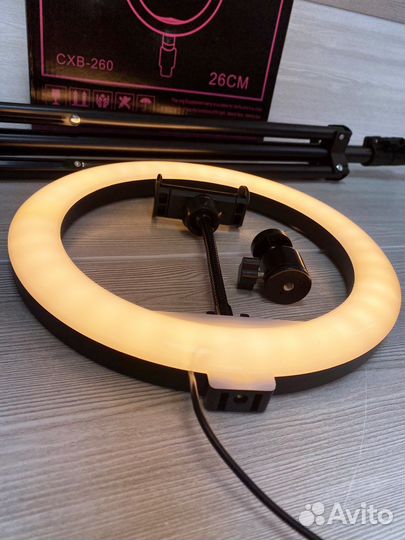 Кольцевая лампа 26 см на штативе