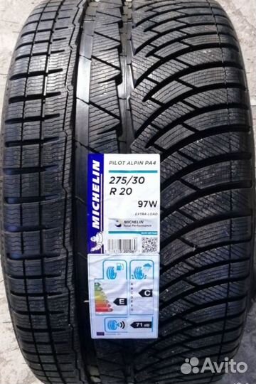 Michelin Pilot Alpin 4 245/35 R20 и 275/30 R20 97W