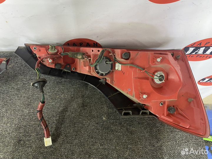 Фонарь правый Infiniti G V36 Coupe