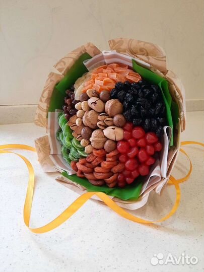 Съедобные букеты, букеты из сухофруктов и орехов