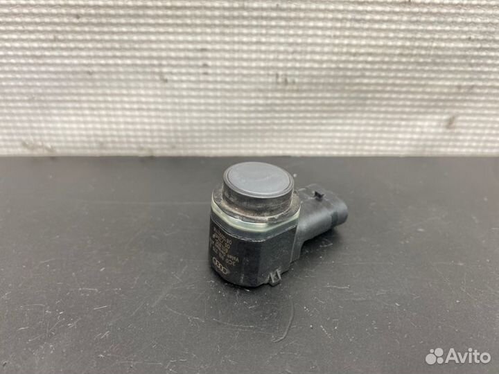 Датчик парктроника Audi Q5 8RB cdnc 2.0 2010