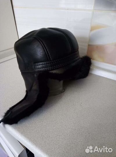 Мужская кожаная кепка