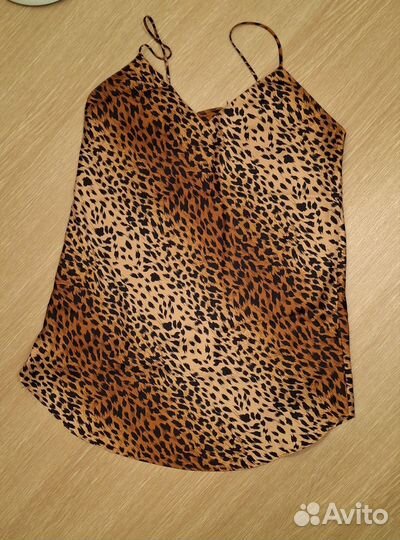 Ночная сорочка и халат 42-44