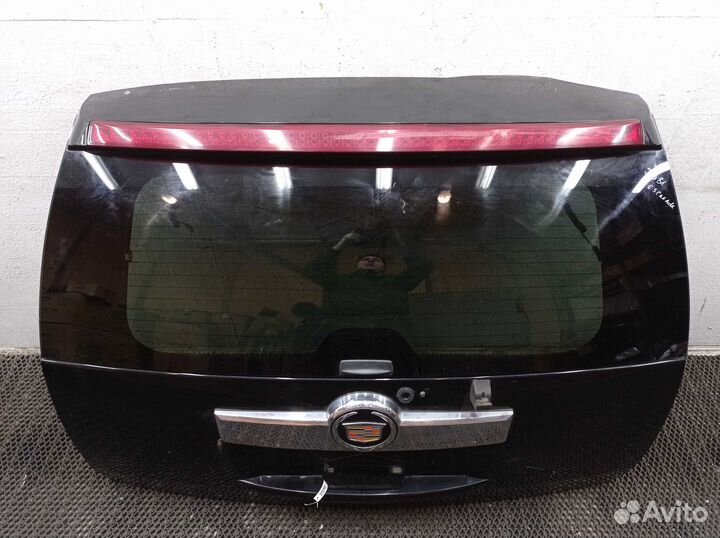 Крышка багажника Cadillac Escalade