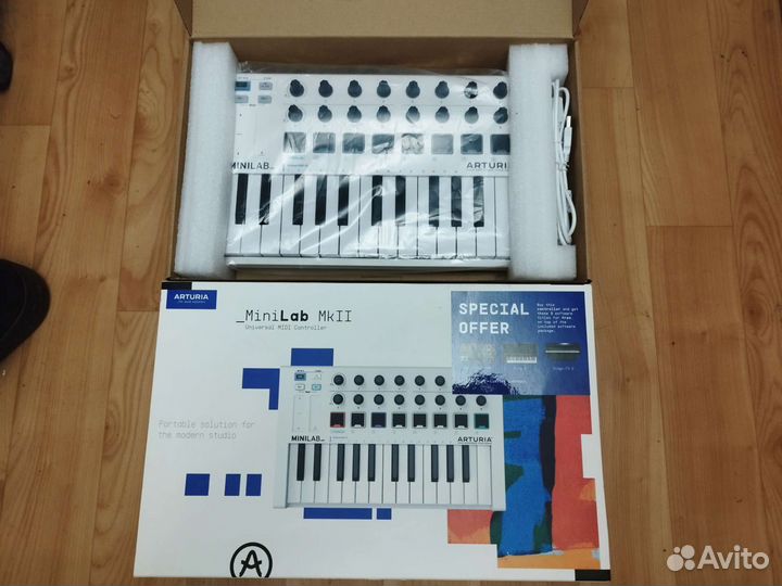 Midi клавиатура Arturia MiniLab MK2