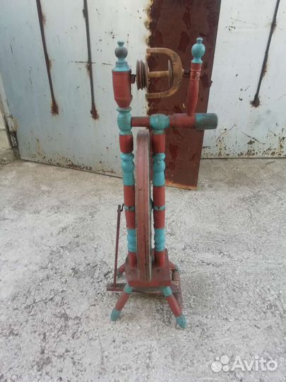 Прялка деревянная старинная