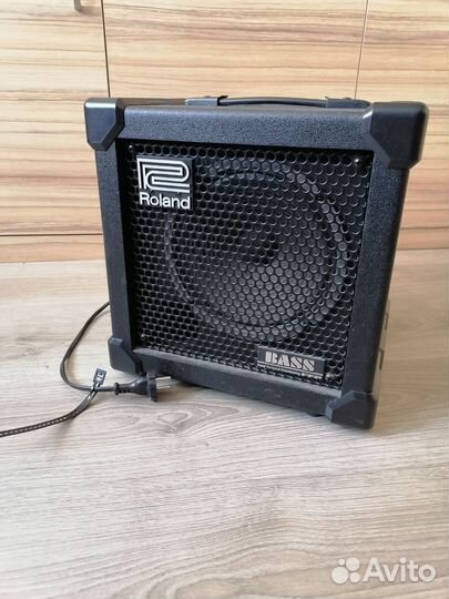 Басовый комбик cube-20XL bass