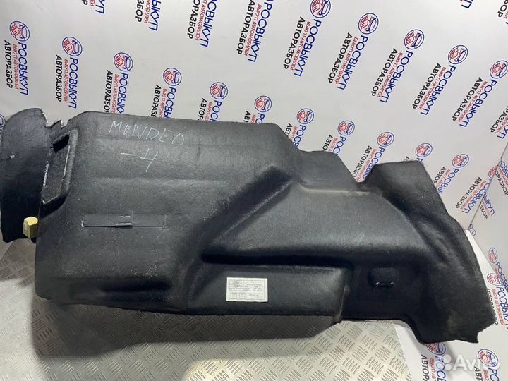 Обшивка багажника Ford Mondeo