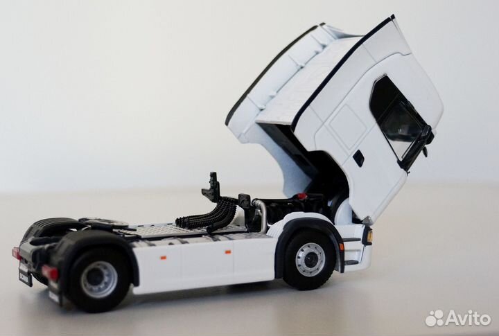 1/50 тягач Scania S Highline CS20H WSI 1:50