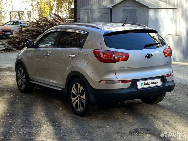 Kia Sportage 2.0 AT, 2011, 140 000 км