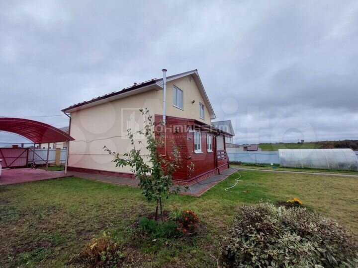 Дом 178,3 м² на участке 10 сот.