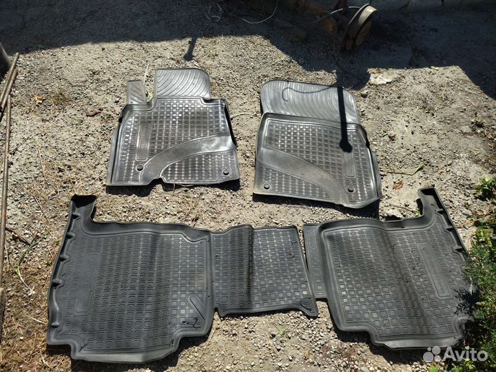 Продам ковры ленд крузер 200
