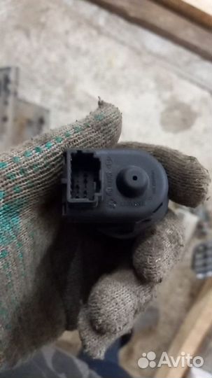 Блок управления зеркалами Renault Grand Scenic