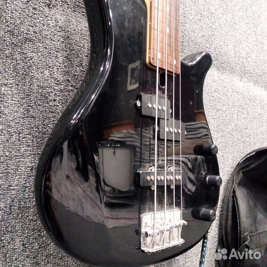 Бас гитара Yamaha RBX170