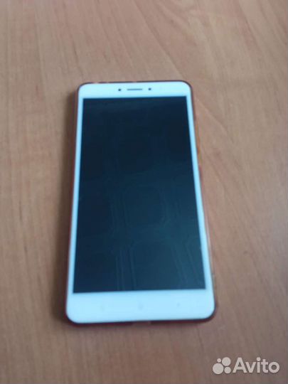 Телефон Xiaomi Mi Max 2