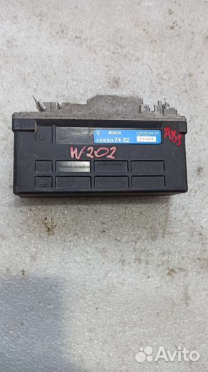 Блок управления двигателем Mercedes c W202