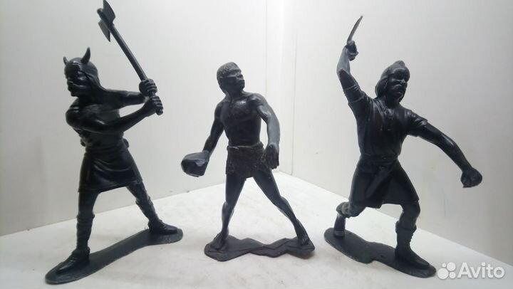 Пластмассовые фигурки. Викинги