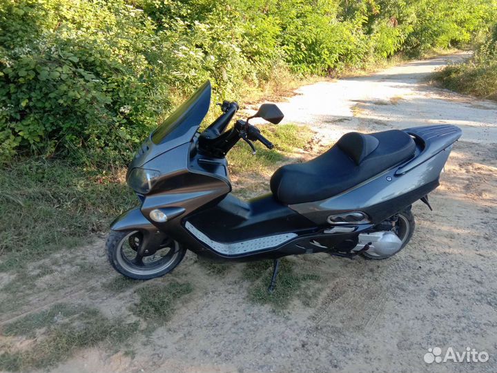 Продам максискутер