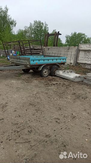 Прицеп легковой двухосный