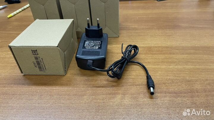 Оптом блоки питания 5в 2а новые от 10 штук