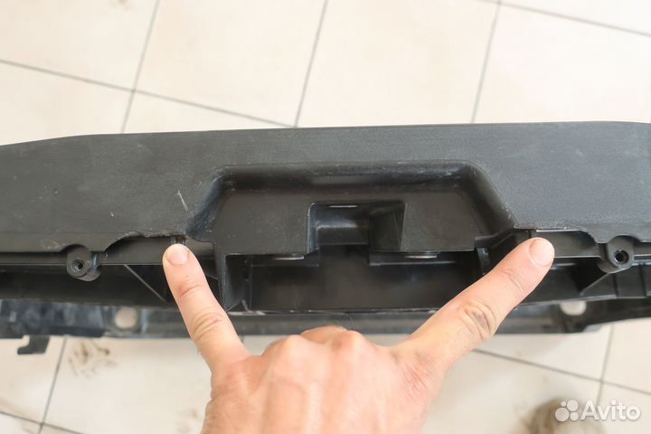 Передняя панель - телевизор Skoda Karoq