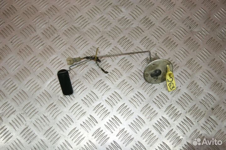 Датчик уровня топлива Suzuki Bandit 250V-2