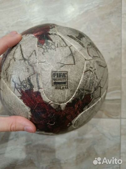 Футбольный мяч adidas krasava