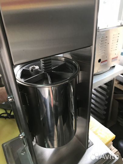 Колбасный шприц