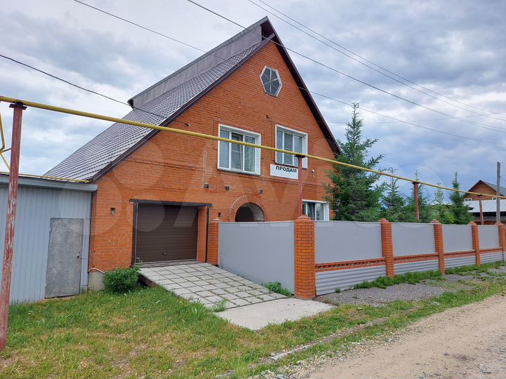 Коттедж 177,8 м² на участке 20 сот.