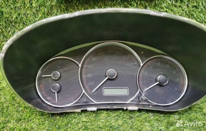 Приборная панель subaru impreza gh