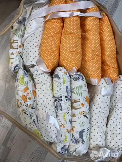 Бортики подушки в детскую кроватку