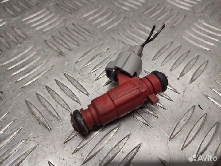 Форсунка Nissan Almera N16 1.5 2005