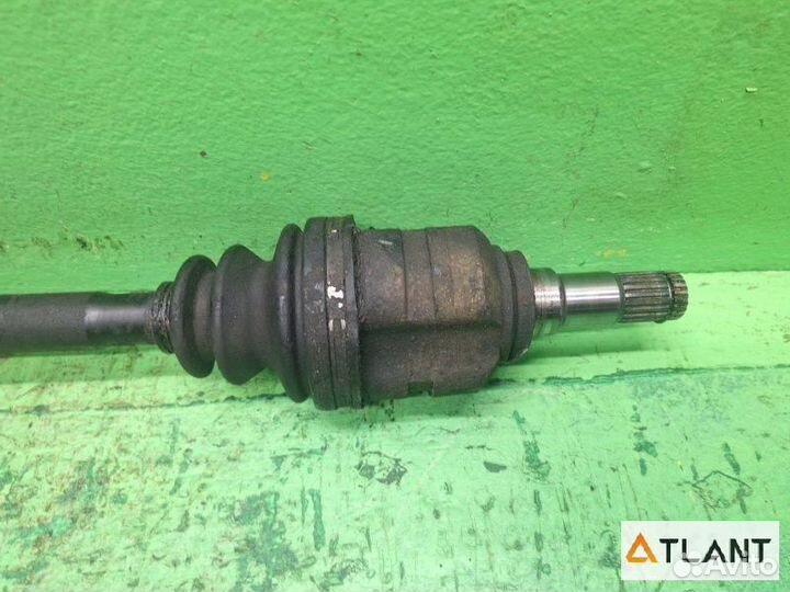 Привод передний правый toyota wish